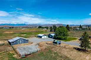 225 Robinson Canyon Rd, Omak, WA 98841 - Photo 6