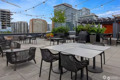 1085 103rd Avenue NE #526, Bellevue, WA 98004 - Photo 32