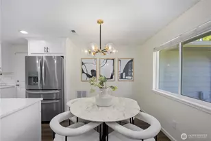 2147 NE 12th St, Renton, WA 98056 - Photo 8