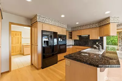 11599 Coronado Drive, Anacortes, WA 98221 - Photo 10