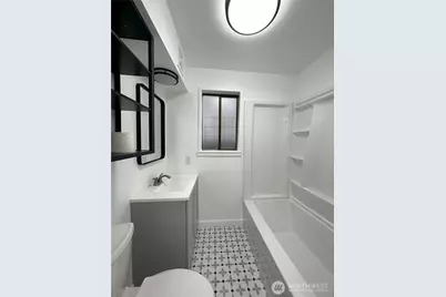 417 Minor Avenue N, Seattle, WA 98109 - Photo 22