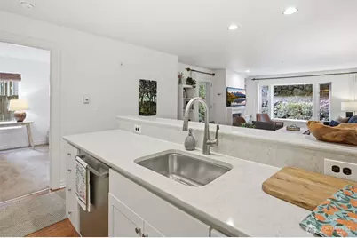 215 20th Avenue E #105, Seattle, WA 98112 - Photo 12