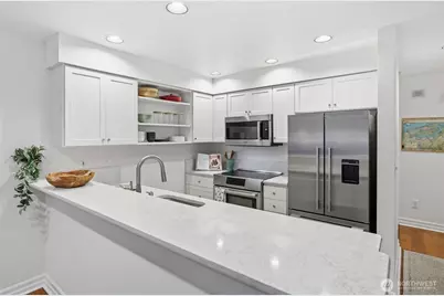 215 20th Avenue E #105, Seattle, WA 98112 - Photo 8