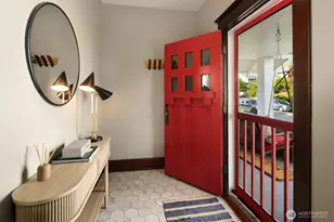 7025 23rd Ave NW, Seattle, WA 98117 - Photo 2