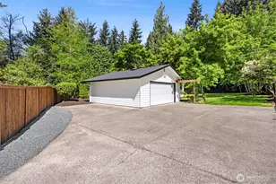 121 W Winesap Rd, Bothell, WA 98012 - Photo 26