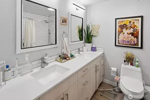 2362 Franklin Ave E, Seattle, WA 98102 - Photo 4