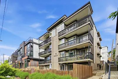 2362 Franklin Avenue E, Seattle, WA 98102 - Photo 1