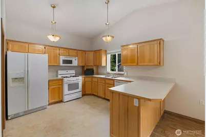 2220 Williams Road, Oak Harbor, WA 98177 - Photo 14