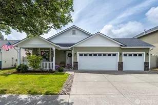 2407 NW 15th Ave, Battle Ground, WA 98604 - Photo 2