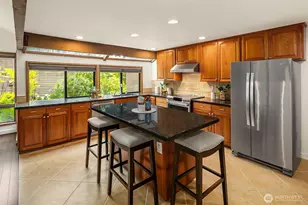 910 145th Pl NE, Bellevue, WA 98007 - Photo 12
