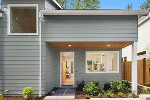 11739 40th Ave NE, Seattle, WA 98125 - Photo 2