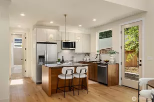 11739 40th Ave NE, Seattle, WA 98125 - Photo 12