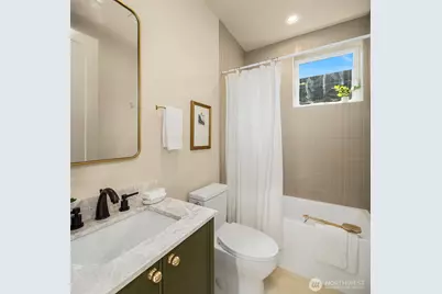 11739 40th Avenue NE #C, Seattle, WA 98125 - Photo 14