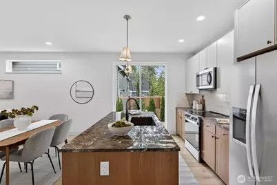 11739 40th Avenue NE #B, Seattle, WA 98125 - Photo 10