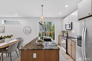 11739 40th Ave NE, Seattle, WA 98125 - Photo 10