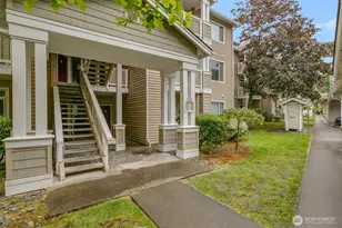 15300 112th Ave NE, Bothell, WA 98011 - Photo 2