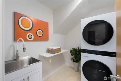 8625 30th Avenue SW, Seattle, WA 98126 - Photo 22
