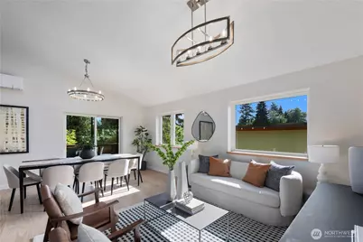 8625 30th Avenue SW, Seattle, WA 98126 - Photo 4