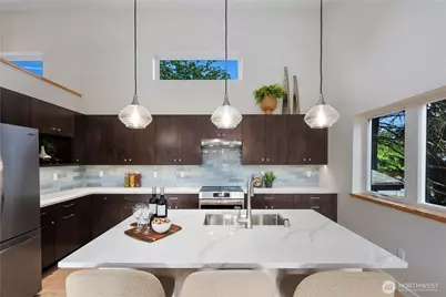 8625 30th Avenue SW, Seattle, WA 98126 - Photo 14