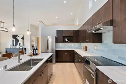 8625 30th Avenue SW, Seattle, WA 98126 - Photo 16