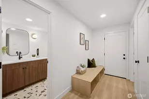1547 NE Brockman Pl, Seattle, WA 98125 - Photo 20