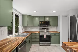 9437 NE 126th Pl, Kirkland, WA 98034 - Photo 10