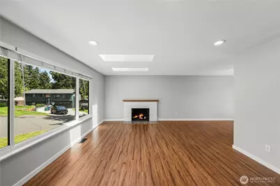 9437 NE 126th Place, Kirkland, WA 98034 - Photo 2
