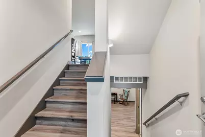 14906 Manor Way #B, Lynnwood, WA 98087 - Photo 4