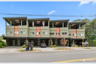 14906 Manor Way #B, Lynnwood, WA 98087 - Photo 2