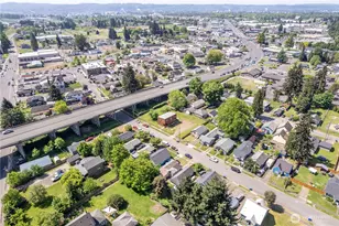 309 NW 2nd Ave, Kelso, WA 98626 - Photo 28
