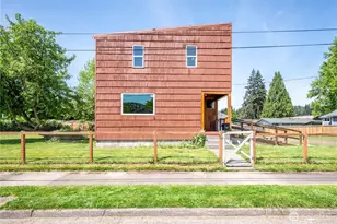 309 NW 2nd Ave, Kelso, WA 98626 - Photo 2