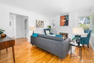8205 19th Ave NE, Seattle, WA 98115 - Photo 4