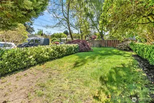 8205 19th Ave NE, Seattle, WA 98115 - Photo 38