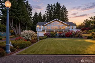 8151 E Seaview Dr, Port Orchard, WA 98366 - Photo 2