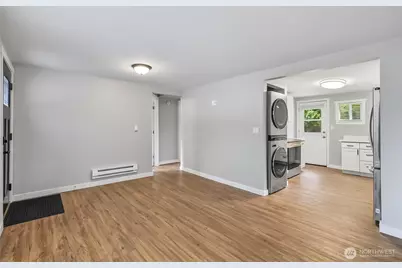 726 109th Street SE, Everett, WA 98208 - Photo 8