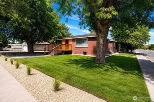 134 4th Ave SE, Soap Lake, WA 98851 - Photo 2