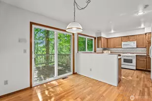 8561 135th Ave SE, Newcastle, WA 98059 - Photo 12