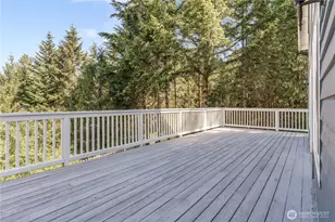 110 E Glacier Crest Rd, Grapeview, WA 98546 - Photo 2