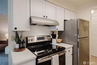 3400 Narrows View Lane NE #104, Bremerton, WA 98310 - Photo 4