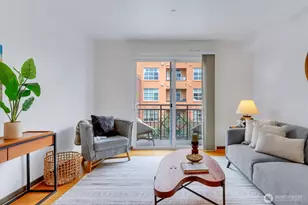 413 NE 70th St, Seattle, WA 98115 - Photo 6
