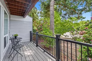 12517 SE 30th St, Bellevue, WA 98005 - Photo 22