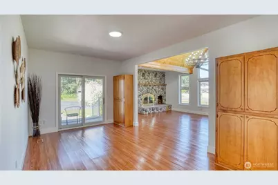 32010 71st Avenue Ct E, Eatonville, WA 98328 - Photo 10