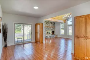 32010 71st Ave Ct E, Eatonville, WA 98328 - Photo 10
