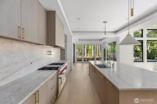 2202 102nd Pl SE, Bellevue, WA 98004 - Photo 10