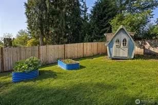 7402 Vandermark Rd E, Bonney Lake, WA 98391 - Photo 24