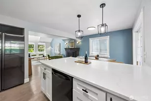 7402 Vandermark Rd E, Bonney Lake, WA 98391 - Photo 12