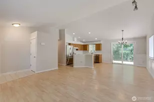 17310 Redhawk Dr, Arlington, WA 98223 - Photo 2