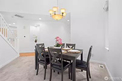 22526 SE 12th Place, Sammamish, WA 98075 - Photo 6