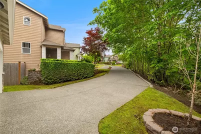 22526 SE 12th Place, Sammamish, WA 98075 - Photo 36