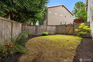 22526 SE 12th Pl, Sammamish, WA 98075 - Photo 34